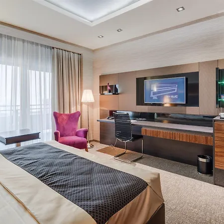 Sky Blue & Hotel 5*