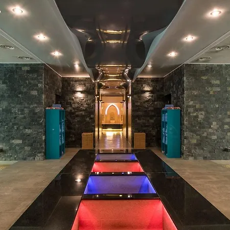 Sky Blue & Hotel Paulesti (Prahova)